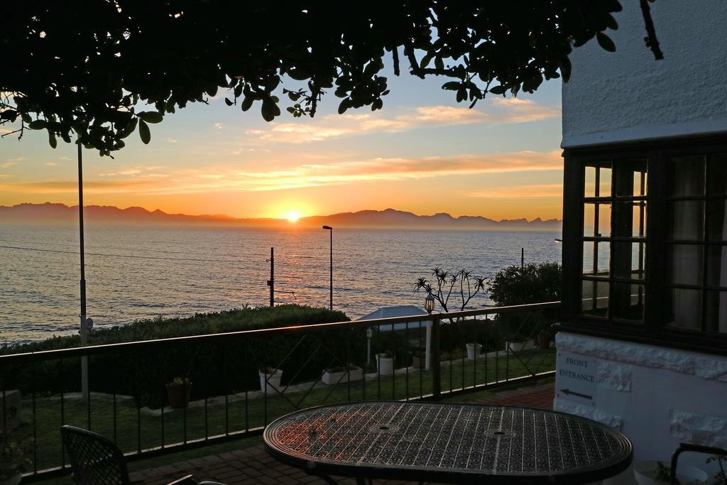 피시후크 Sunny Cove Manor B&B 외부 사진